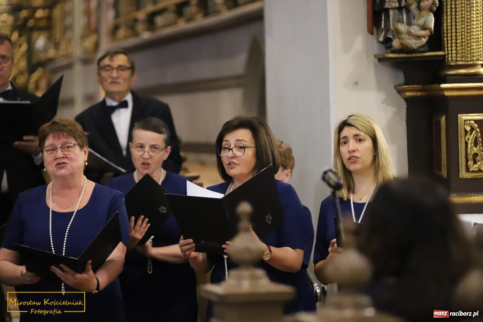 Zdjęcie w galerii na portalu naszraciborz.pl: Zebrzydowickie Echo z koncertem w kościele farnym wiadomości z regionu