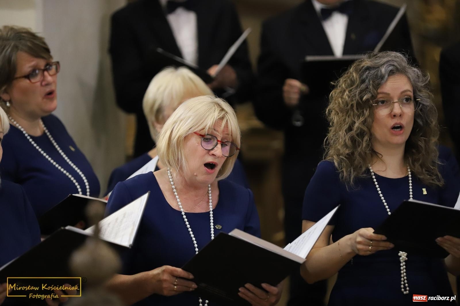 Zdjęcie w galerii na portalu naszraciborz.pl: Zebrzydowickie Echo z koncertem w kościele farnym wiadomości z regionu