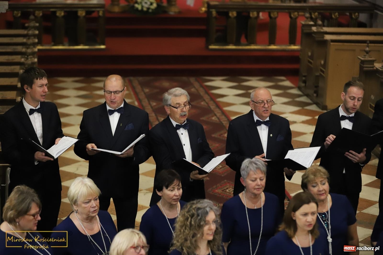 Zdjęcie w galerii na portalu naszraciborz.pl: Zebrzydowickie Echo z koncertem w kościele farnym wiadomości z regionu