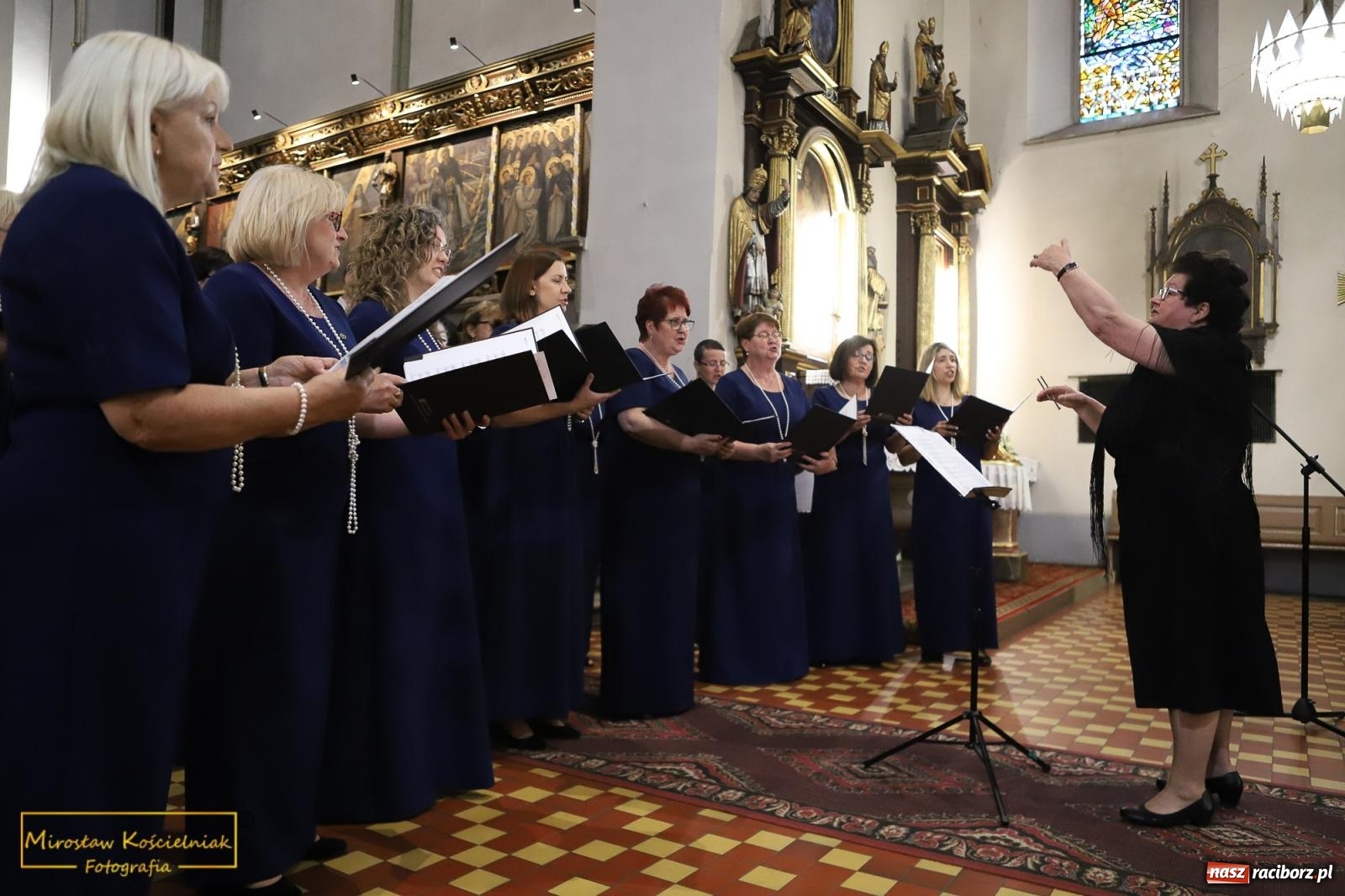 Zdjęcie w galerii na portalu naszraciborz.pl: Zebrzydowickie Echo z koncertem w kościele farnym wiadomości z regionu