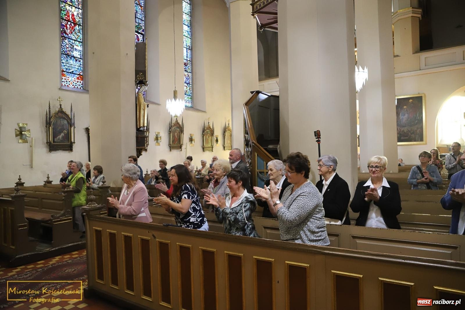 Zdjęcie w galerii na portalu naszraciborz.pl: Zebrzydowickie Echo z koncertem w kościele farnym wiadomości z regionu
