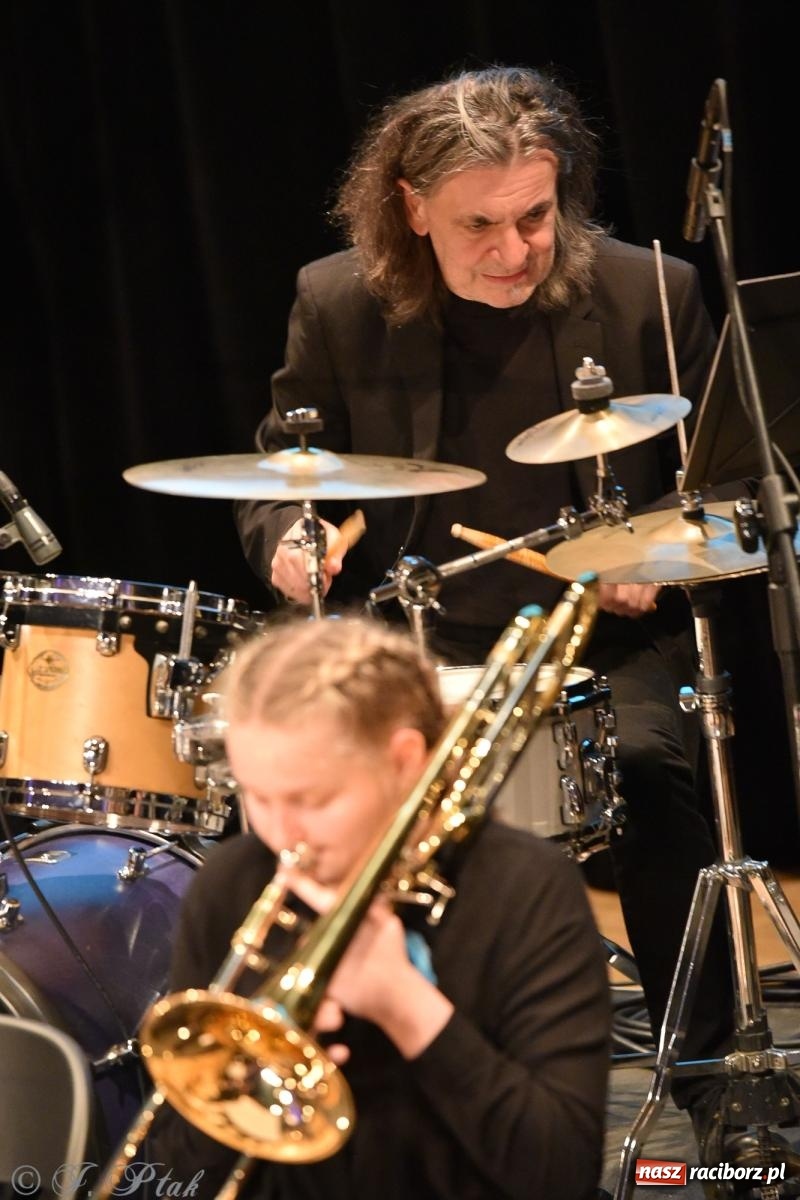 Zdjęcie w galerii na portalu naszraciborz.pl: Tribute to Zbigniew Wodecki na scenie RCK [FOTO i WIDEO] wiadomości z regionu