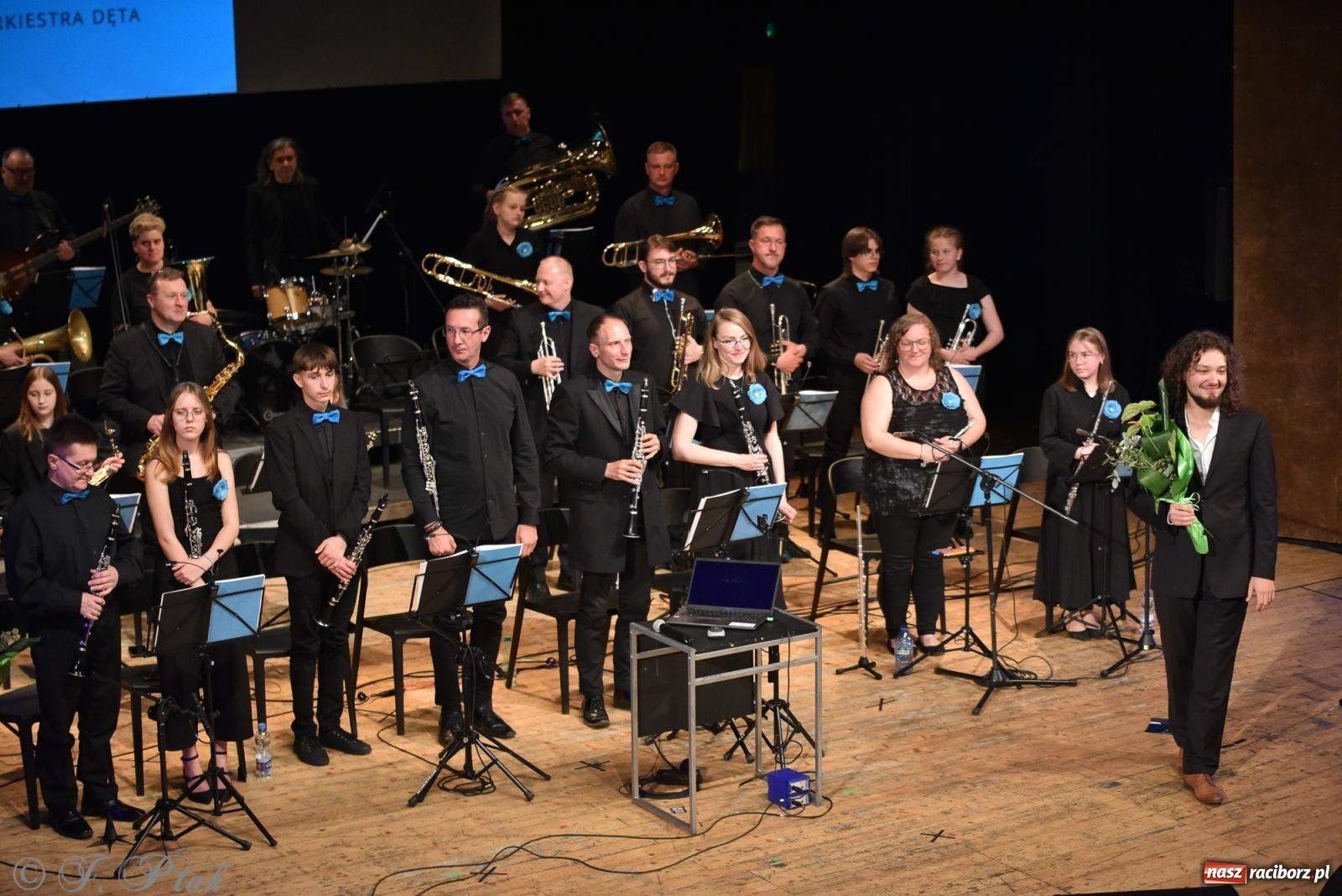 Zdjęcie w galerii na portalu naszraciborz.pl: Tribute to Zbigniew Wodecki na scenie RCK [FOTO i WIDEO] wiadomości z regionu