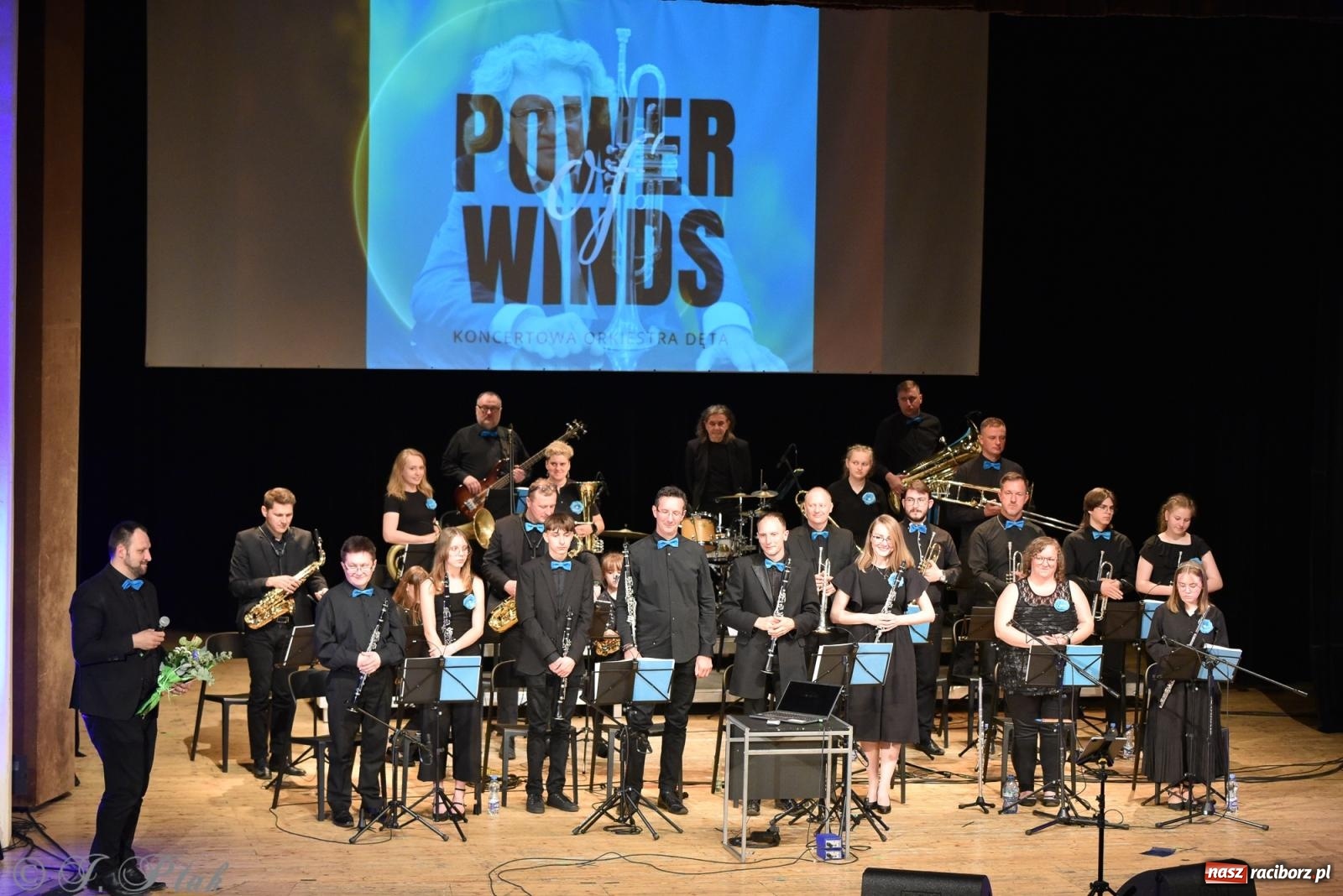 Zdjęcie w galerii na portalu naszraciborz.pl: Tribute to Zbigniew Wodecki na scenie RCK [FOTO i WIDEO] wiadomości z regionu