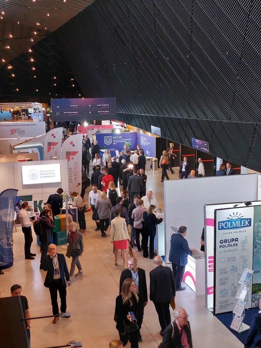 Zdjęcie w galerii na portalu naszraciborz.pl: Racibórz na XVI edycji Europejskiego Kongresu Gospodarczego wiadomości z regionu