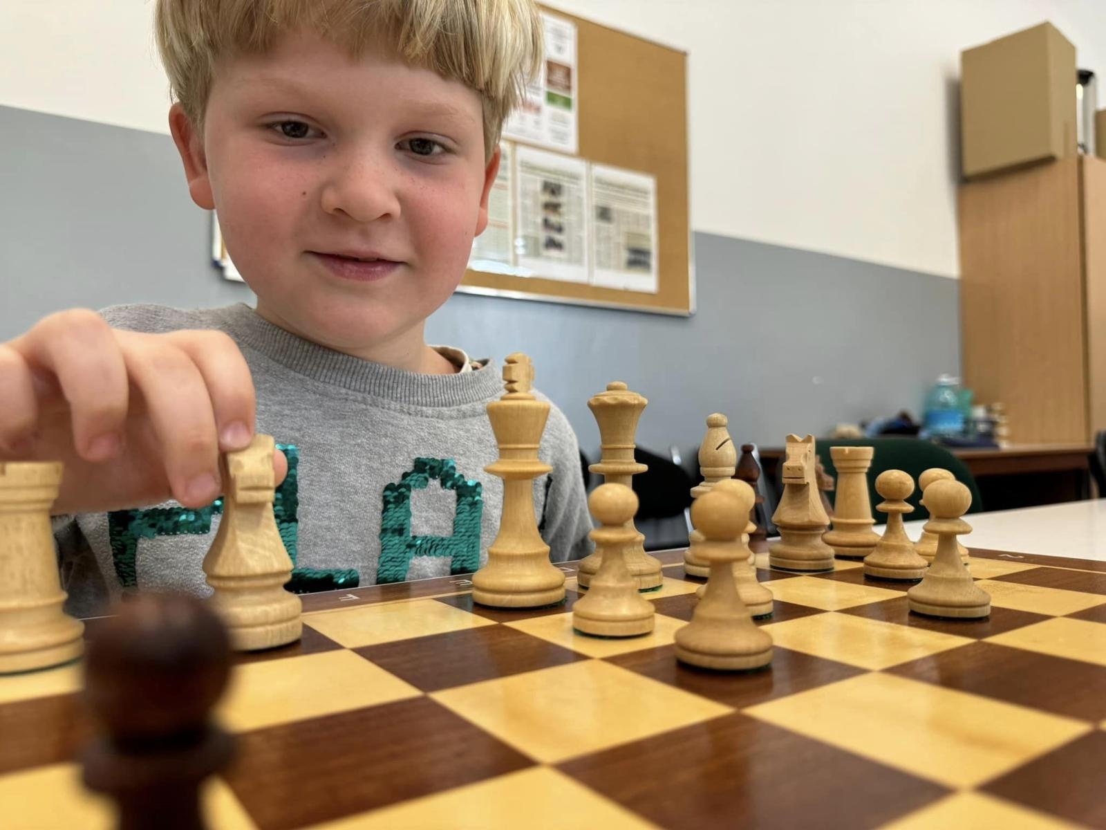 Zdjęcie w galerii na portalu naszraciborz.pl: Turniej szachowy - Główka szachuje czyli bajeczna szachaGRA wiadomości z regionu