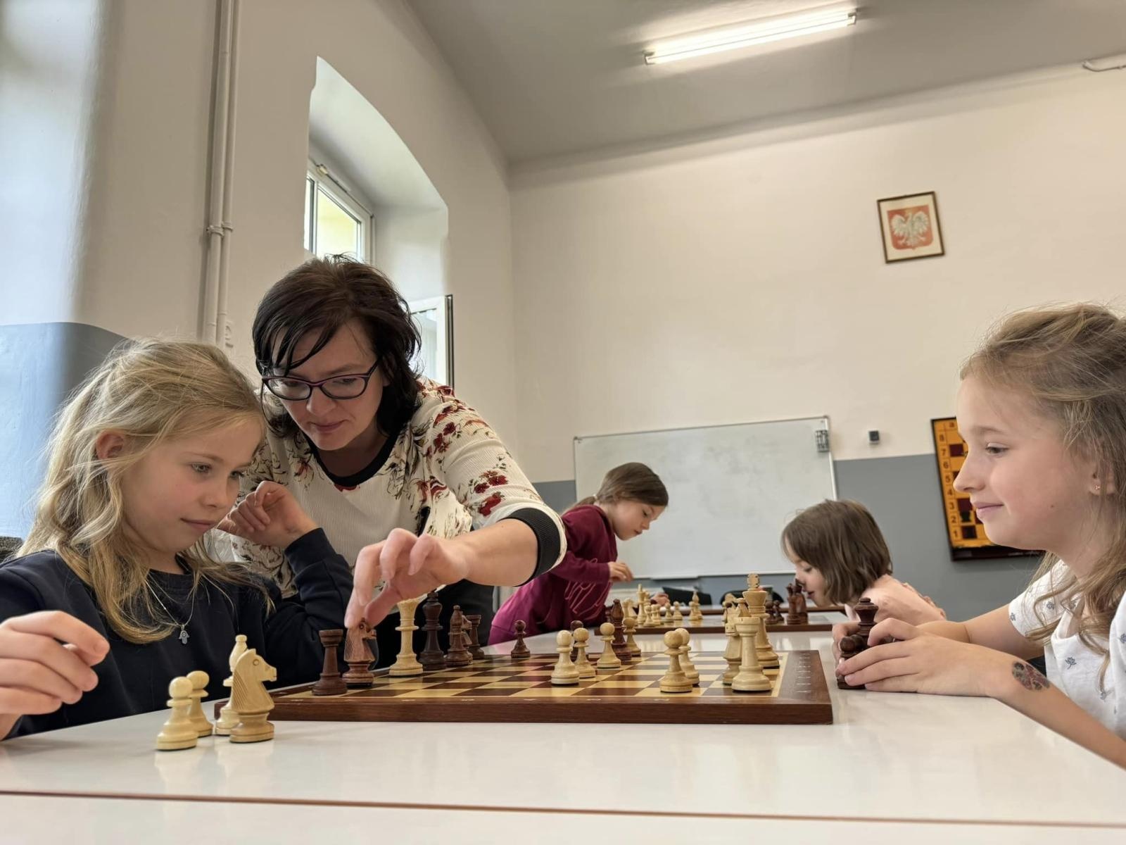 Zdjęcie w galerii na portalu naszraciborz.pl: Turniej szachowy - Główka szachuje czyli bajeczna szachaGRA wiadomości z regionu