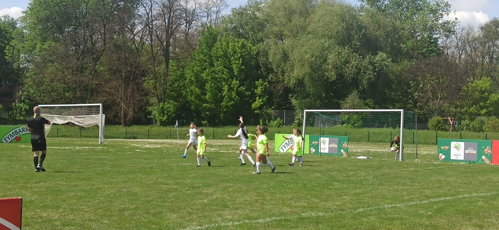 Zdjęcie w galerii na portalu naszraciborz.pl: Piłkarki z Rudnika wicemistrzyniami Śląska w Pucharze Tymbarku wiadomości z regionu