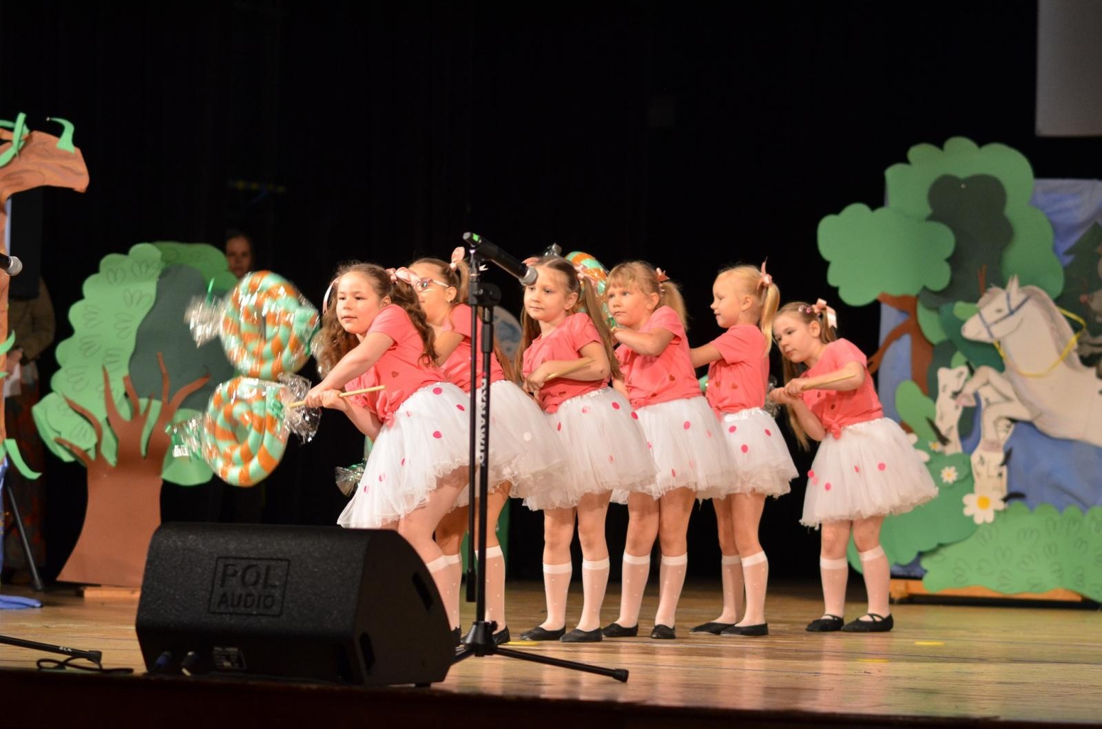 Zdjęcie w galerii na portalu naszraciborz.pl: Mini-festiwal przedszkolaków w RCK wiadomości z regionu