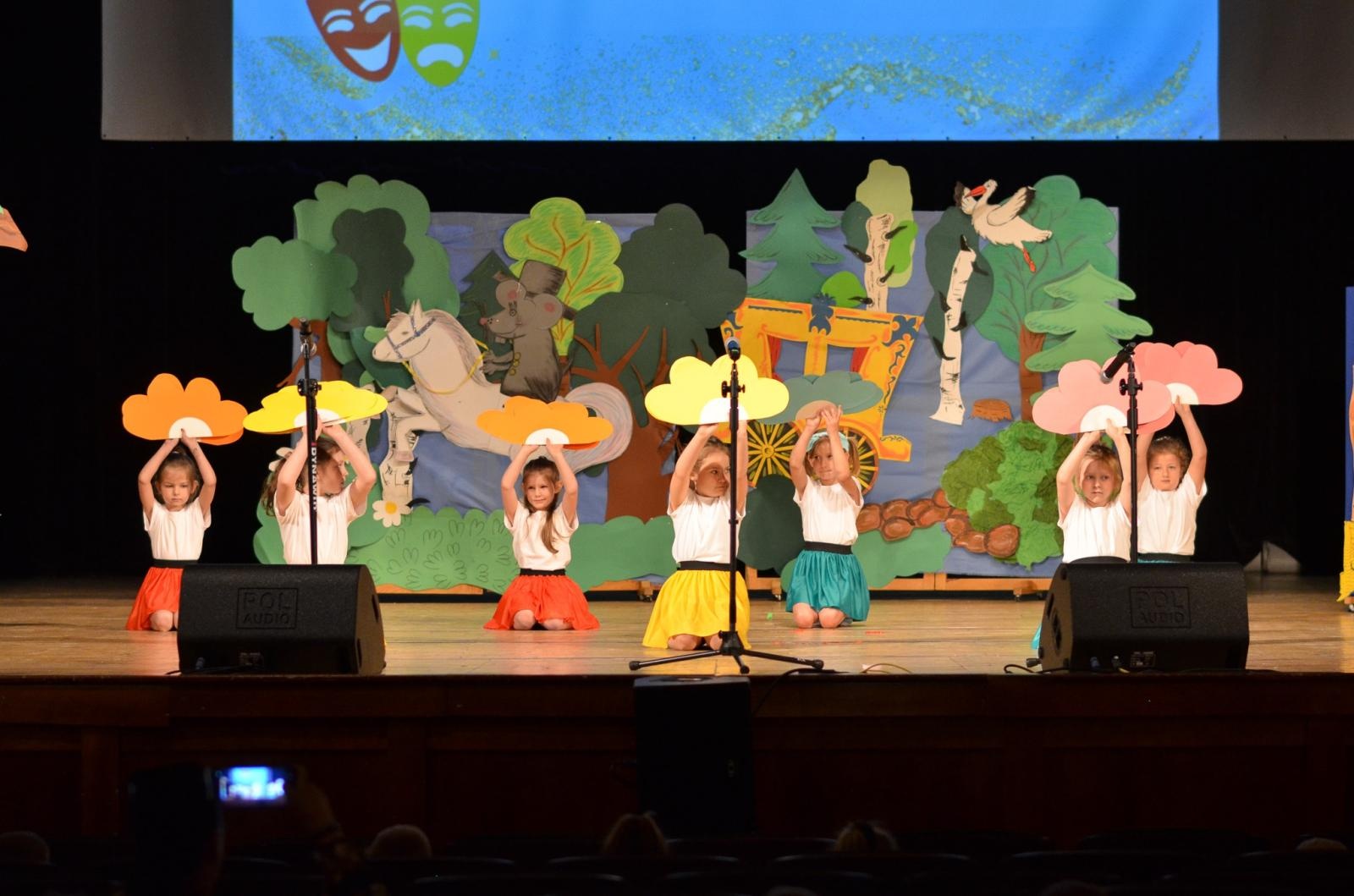 Zdjęcie w galerii na portalu naszraciborz.pl: Mini-festiwal przedszkolaków w RCK wiadomości z regionu