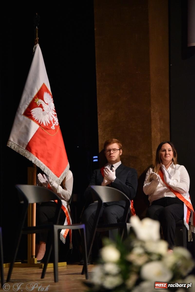 Zdjęcie w galerii na portalu naszraciborz.pl: Pierwszy stopień wtajemniczenia. Czepkowanie w raciborskiej ANS [FOTO i WIDEO] wiadomości z regionu