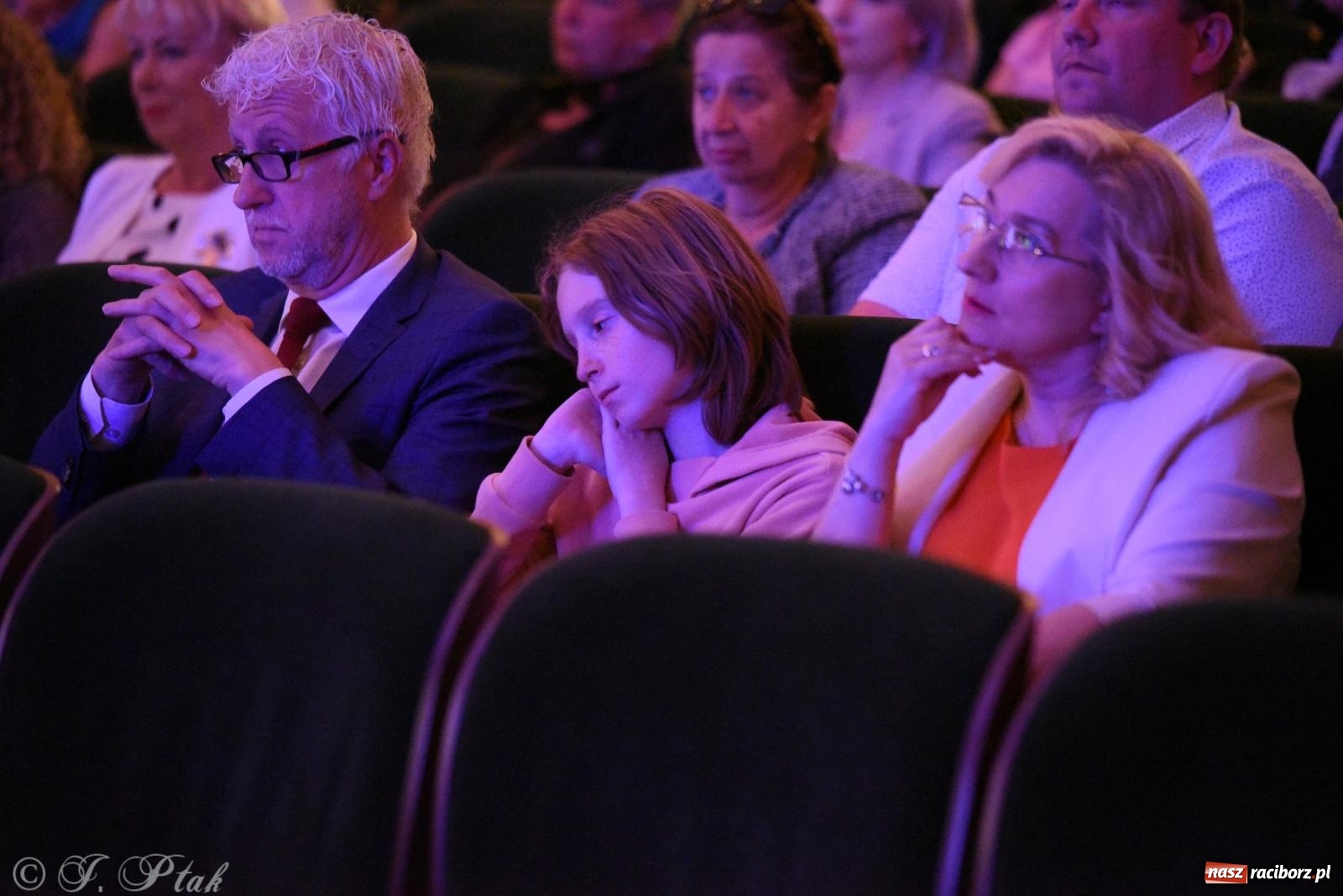 Zdjęcie w galerii na portalu naszraciborz.pl: Pierwszy stopień wtajemniczenia. Czepkowanie w raciborskiej ANS [FOTO i WIDEO] wiadomości z regionu