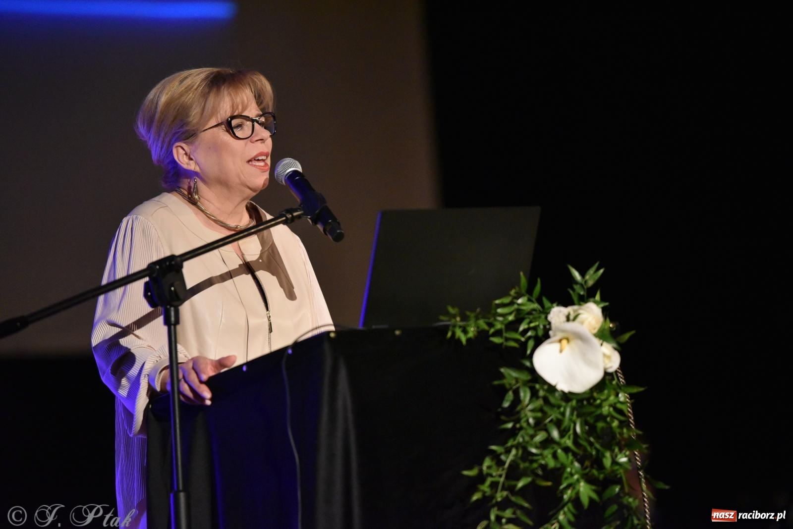 Zdjęcie w galerii na portalu naszraciborz.pl: Pierwszy stopień wtajemniczenia. Czepkowanie w raciborskiej ANS [FOTO i WIDEO] wiadomości z regionu