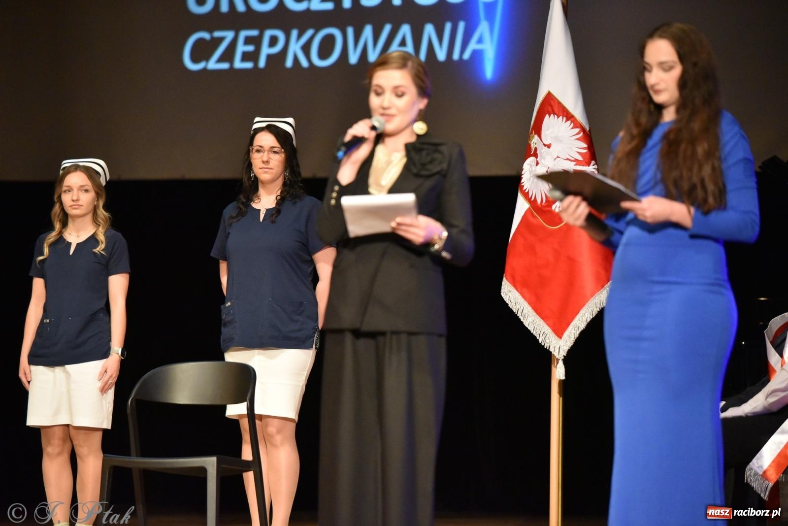 Zdjęcie w galerii na portalu naszraciborz.pl: Pierwszy stopień wtajemniczenia. Czepkowanie w raciborskiej ANS [FOTO i WIDEO] wiadomości z regionu