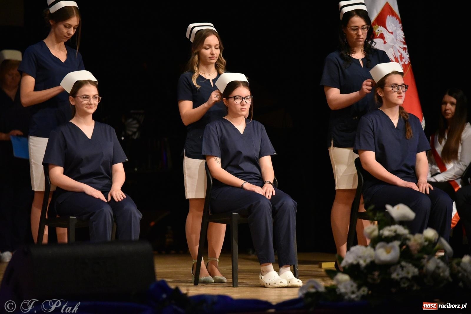 Zdjęcie w galerii na portalu naszraciborz.pl: Pierwszy stopień wtajemniczenia. Czepkowanie w raciborskiej ANS [FOTO i WIDEO] wiadomości z regionu