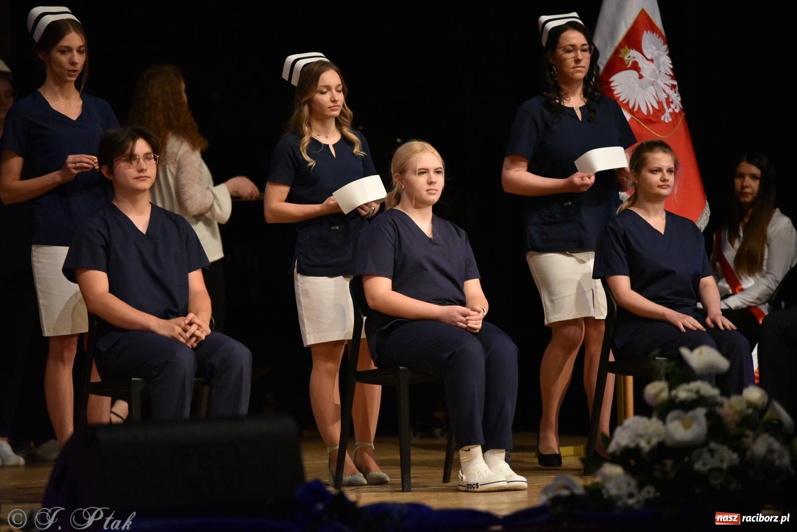 Zdjęcie w galerii na portalu naszraciborz.pl: Pierwszy stopień wtajemniczenia. Czepkowanie w raciborskiej ANS [FOTO i WIDEO] wiadomości z regionu