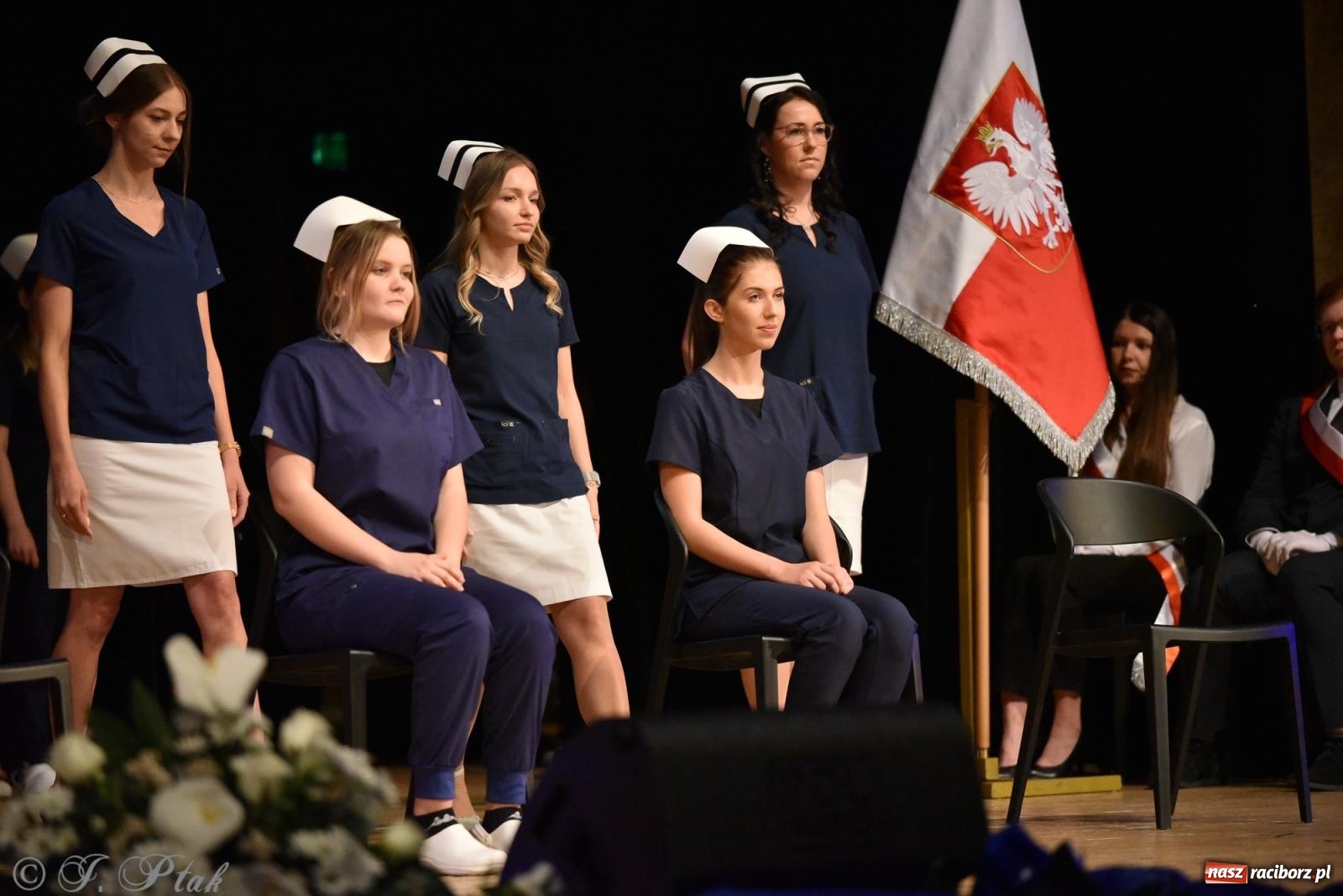 Zdjęcie w galerii na portalu naszraciborz.pl: Pierwszy stopień wtajemniczenia. Czepkowanie w raciborskiej ANS [FOTO i WIDEO] wiadomości z regionu