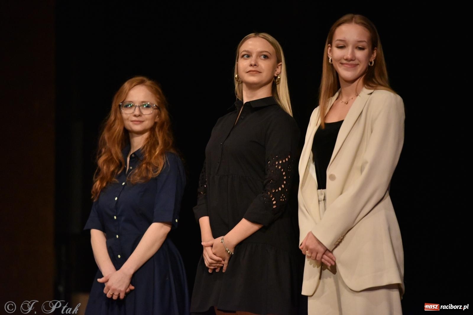 Zdjęcie w galerii na portalu naszraciborz.pl: Pierwszy stopień wtajemniczenia. Czepkowanie w raciborskiej ANS [FOTO i WIDEO] wiadomości z regionu