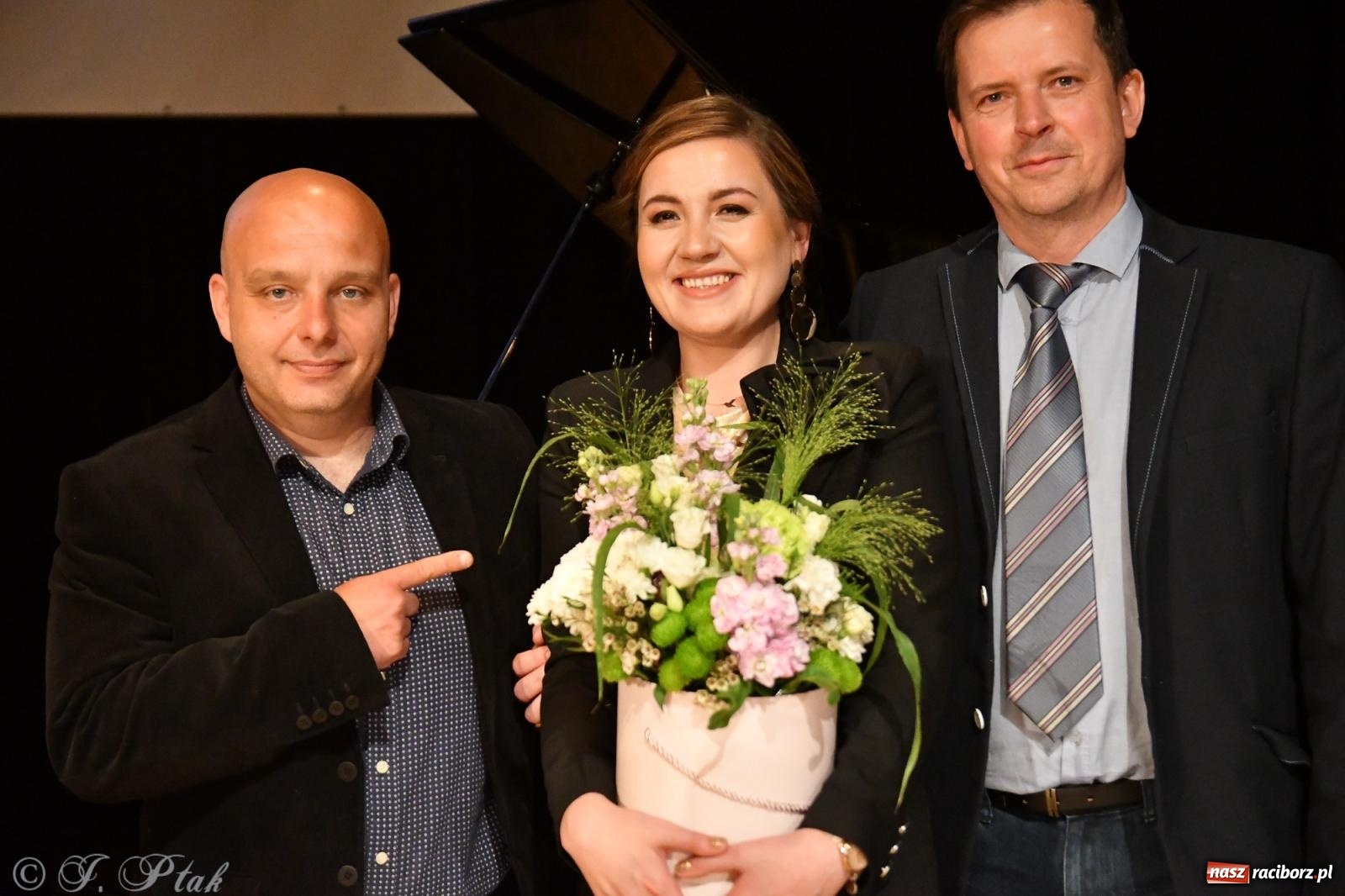 Zdjęcie w galerii na portalu naszraciborz.pl: Pierwszy stopień wtajemniczenia. Czepkowanie w raciborskiej ANS [FOTO i WIDEO] wiadomości z regionu