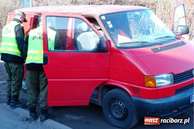 Zdjęcie w galerii na portalu naszraciborz.pl: ŚOSG: Posługiwał się sfałszowanymi dokumentami wiadomości z regionu
