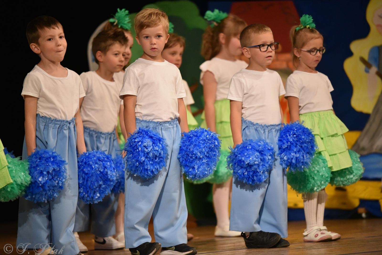Zdjęcie w galerii na portalu naszraciborz.pl: Gala XIV Mini Festiwalu Przedszkolaków [FOTO i WIDEO] wiadomości z regionu