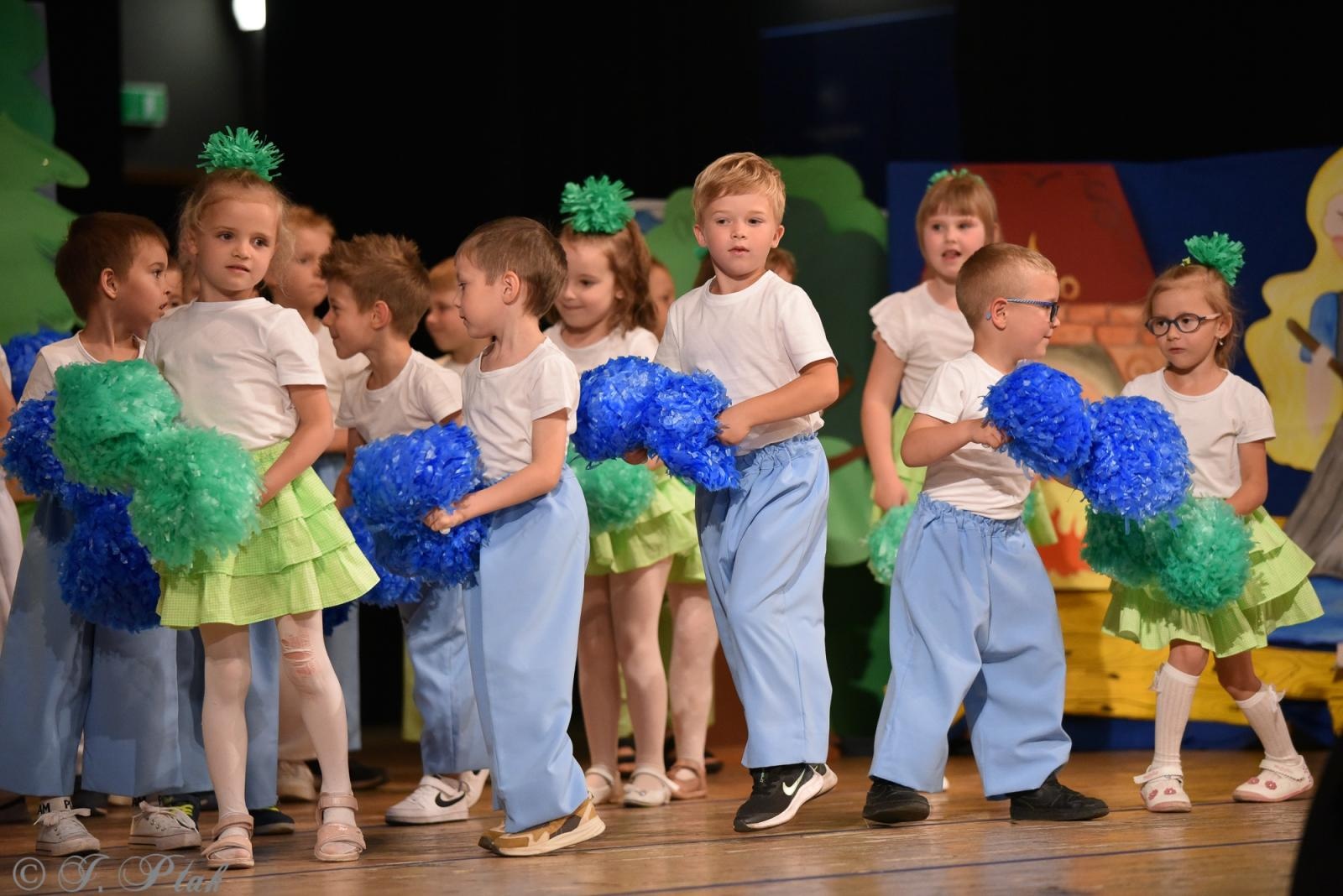 Zdjęcie w galerii na portalu naszraciborz.pl: Gala XIV Mini Festiwalu Przedszkolaków [FOTO i WIDEO] wiadomości z regionu
