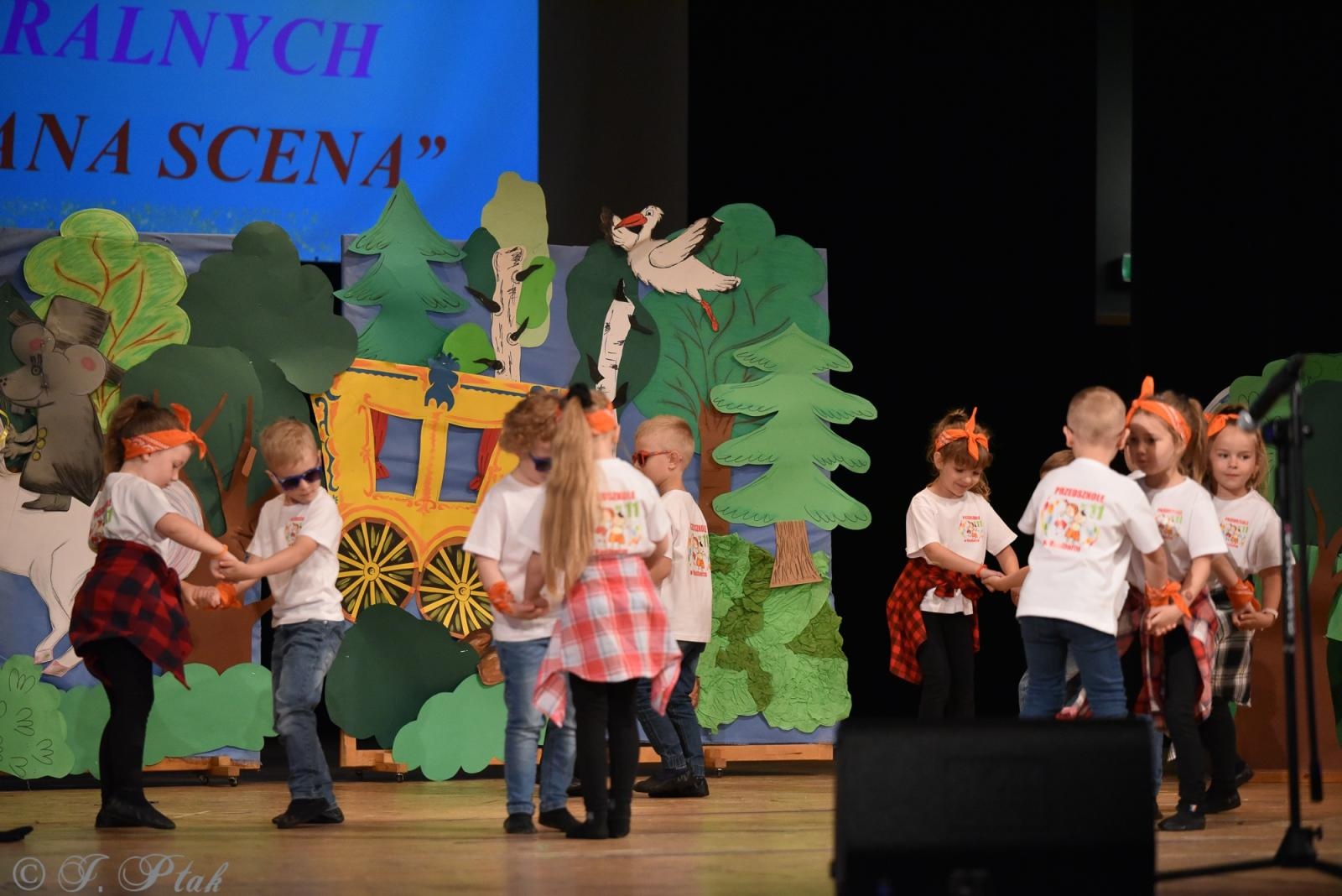 Zdjęcie w galerii na portalu naszraciborz.pl: Gala XIV Mini Festiwalu Przedszkolaków [FOTO i WIDEO] wiadomości z regionu