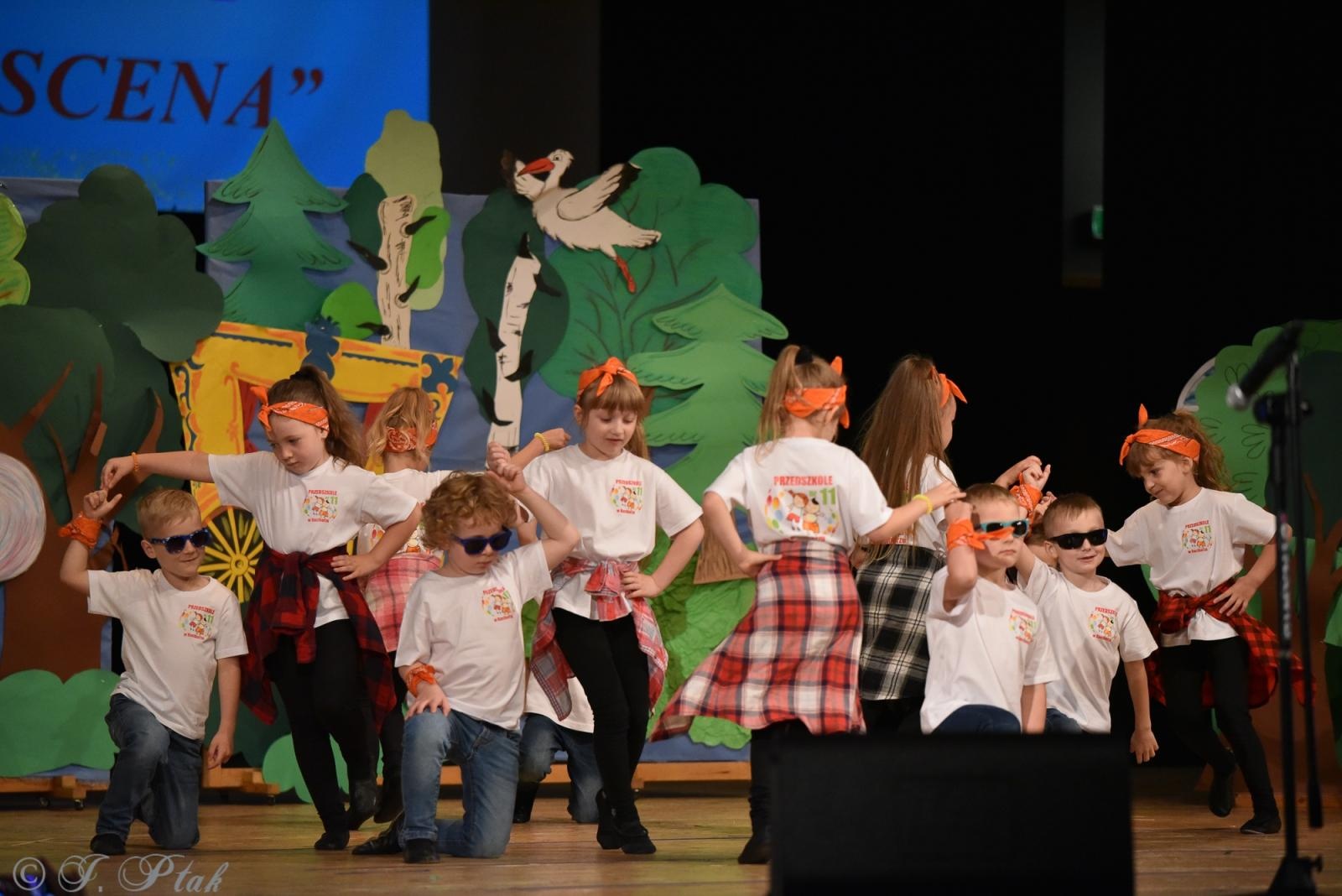 Zdjęcie w galerii na portalu naszraciborz.pl: Gala XIV Mini Festiwalu Przedszkolaków [FOTO i WIDEO] wiadomości z regionu