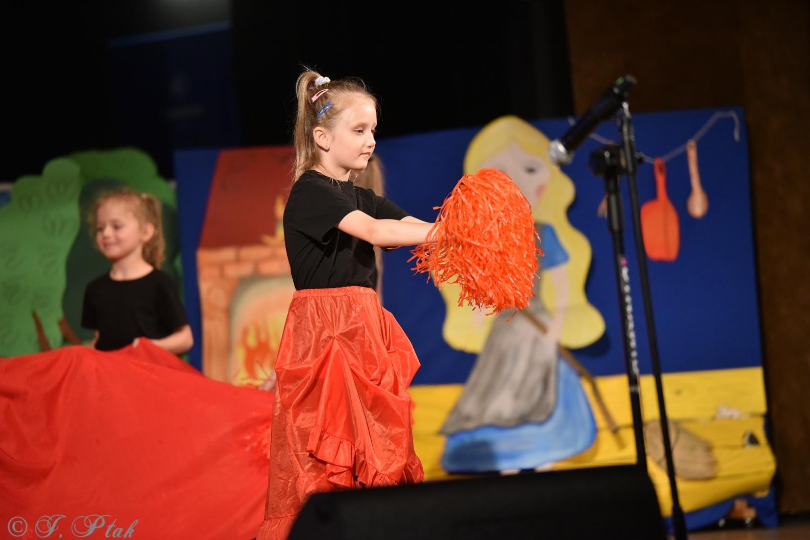 Zdjęcie w galerii na portalu naszraciborz.pl: Gala XIV Mini Festiwalu Przedszkolaków [FOTO i WIDEO] wiadomości z regionu