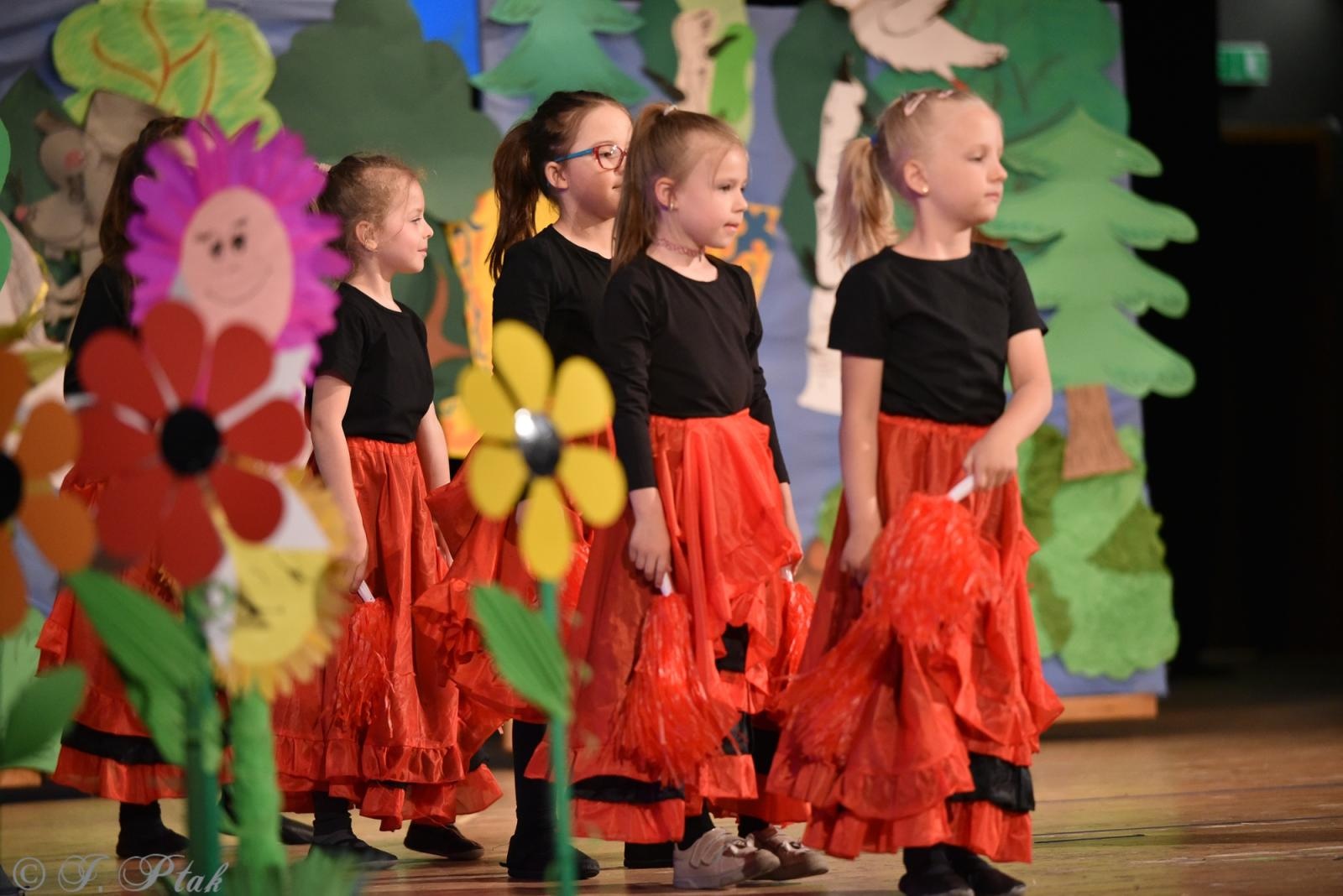 Zdjęcie w galerii na portalu naszraciborz.pl: Gala XIV Mini Festiwalu Przedszkolaków [FOTO i WIDEO] wiadomości z regionu