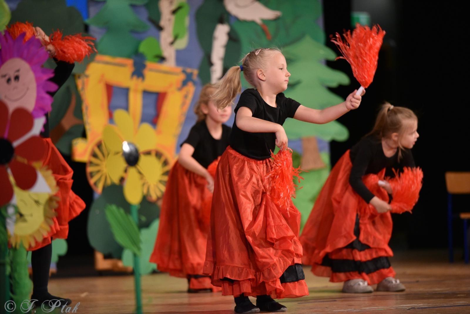 Zdjęcie w galerii na portalu naszraciborz.pl: Gala XIV Mini Festiwalu Przedszkolaków [FOTO i WIDEO] wiadomości z regionu