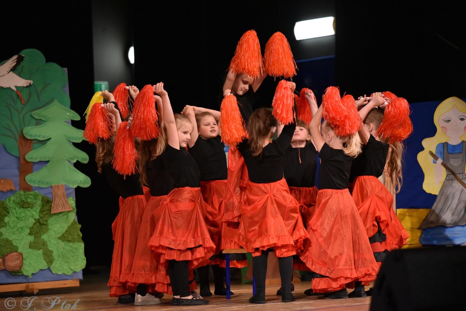 Zdjęcie w galerii na portalu naszraciborz.pl: Gala XIV Mini Festiwalu Przedszkolaków [FOTO i WIDEO] wiadomości z regionu