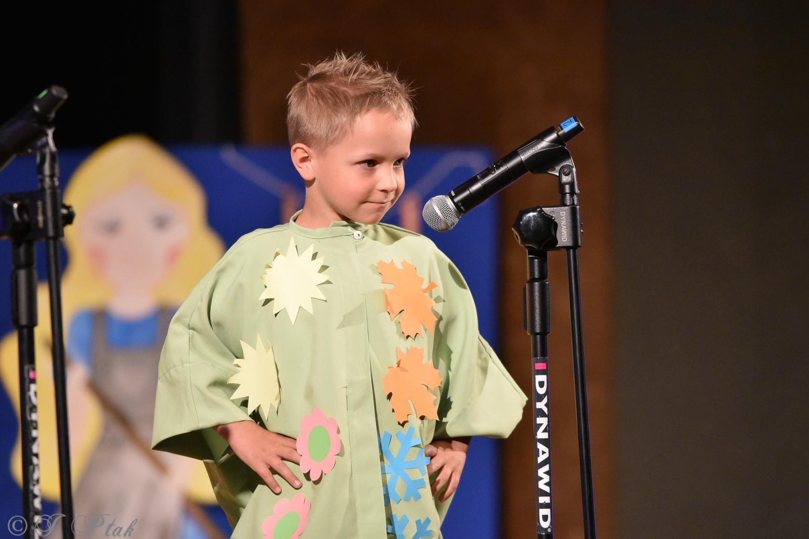 Zdjęcie w galerii na portalu naszraciborz.pl: Gala XIV Mini Festiwalu Przedszkolaków [FOTO i WIDEO] wiadomości z regionu