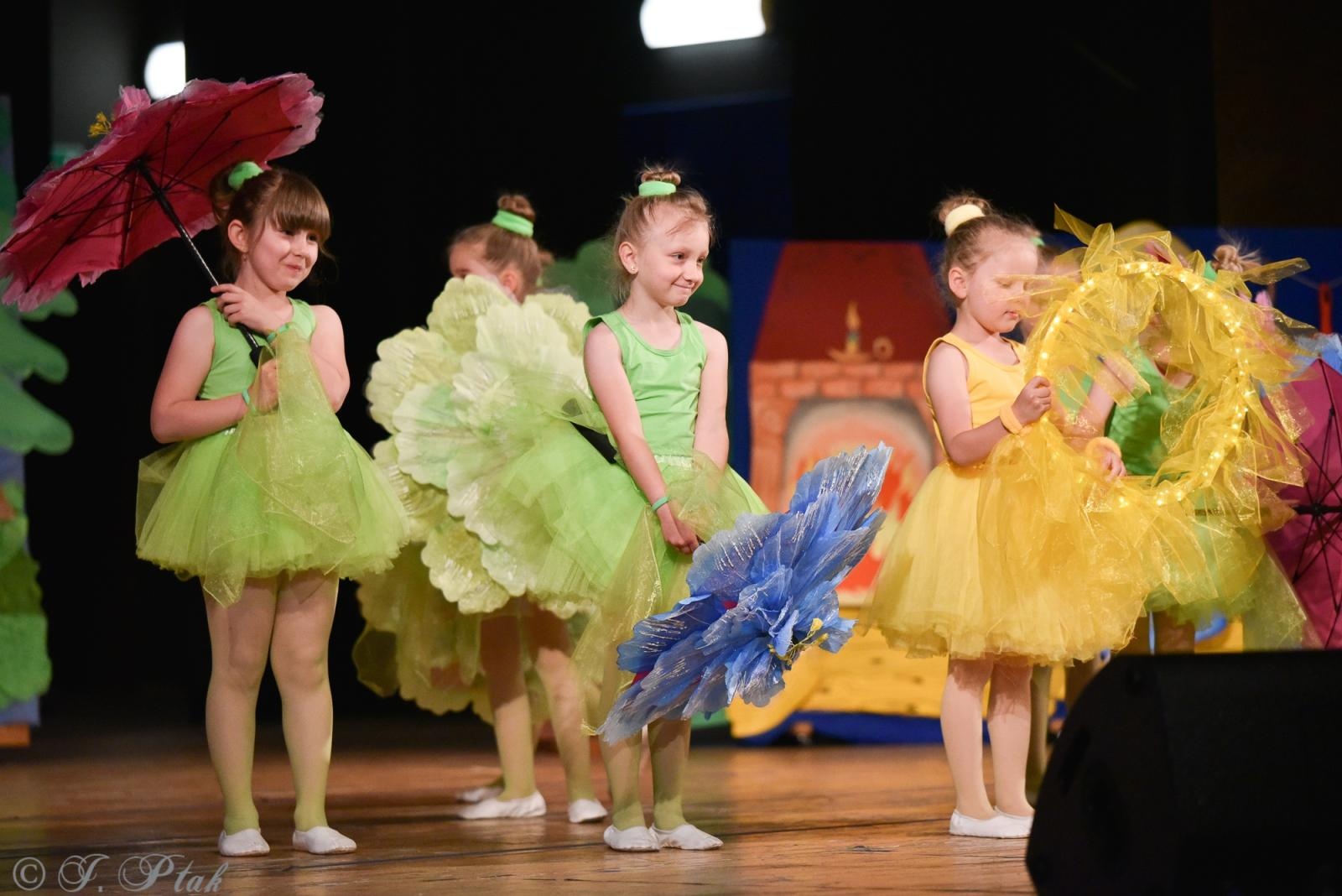 Zdjęcie w galerii na portalu naszraciborz.pl: Gala XIV Mini Festiwalu Przedszkolaków [FOTO i WIDEO] wiadomości z regionu