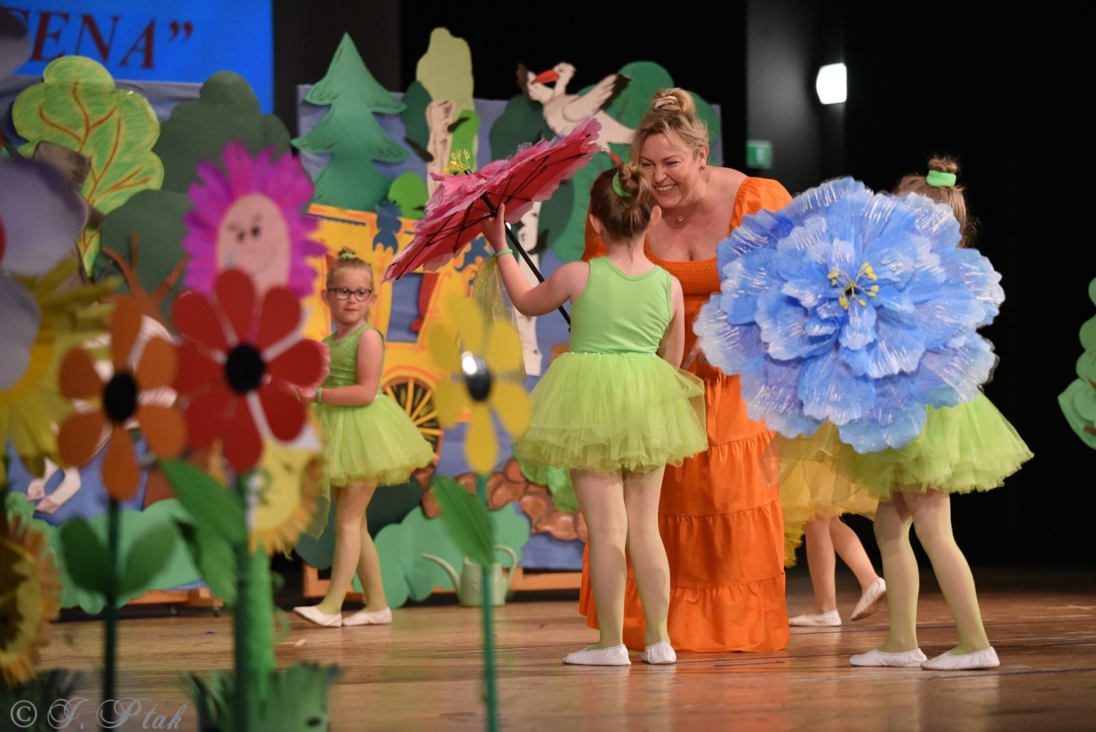 Zdjęcie w galerii na portalu naszraciborz.pl: Gala XIV Mini Festiwalu Przedszkolaków [FOTO i WIDEO] wiadomości z regionu