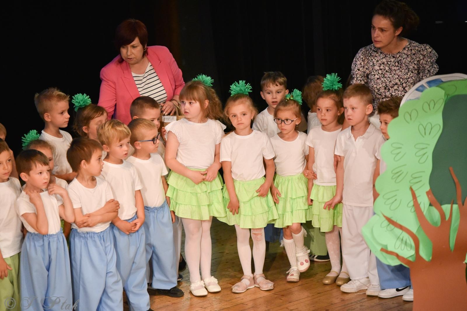 Zdjęcie w galerii na portalu naszraciborz.pl: Gala XIV Mini Festiwalu Przedszkolaków [FOTO i WIDEO] wiadomości z regionu