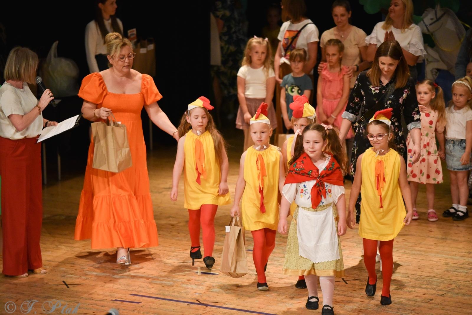 Zdjęcie w galerii na portalu naszraciborz.pl: Gala XIV Mini Festiwalu Przedszkolaków [FOTO i WIDEO] wiadomości z regionu