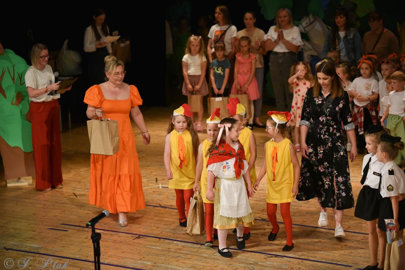 Zdjęcie w galerii na portalu naszraciborz.pl: Gala XIV Mini Festiwalu Przedszkolaków [FOTO i WIDEO] wiadomości z regionu