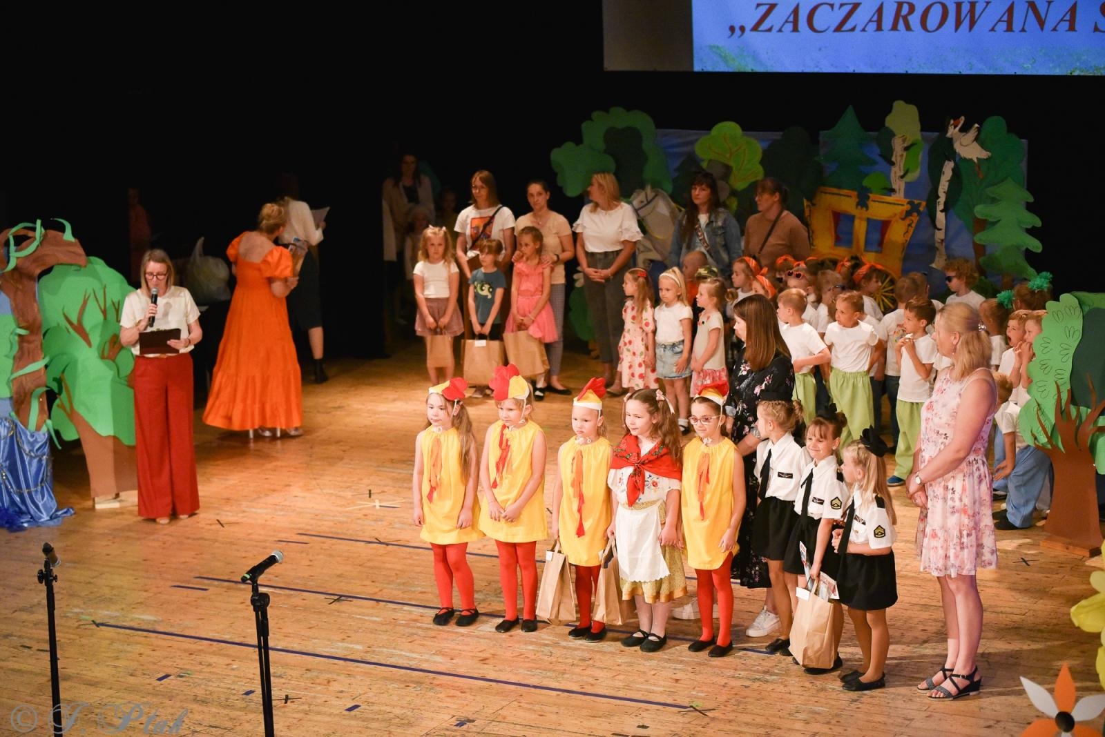 Zdjęcie w galerii na portalu naszraciborz.pl: Gala XIV Mini Festiwalu Przedszkolaków [FOTO i WIDEO] wiadomości z regionu
