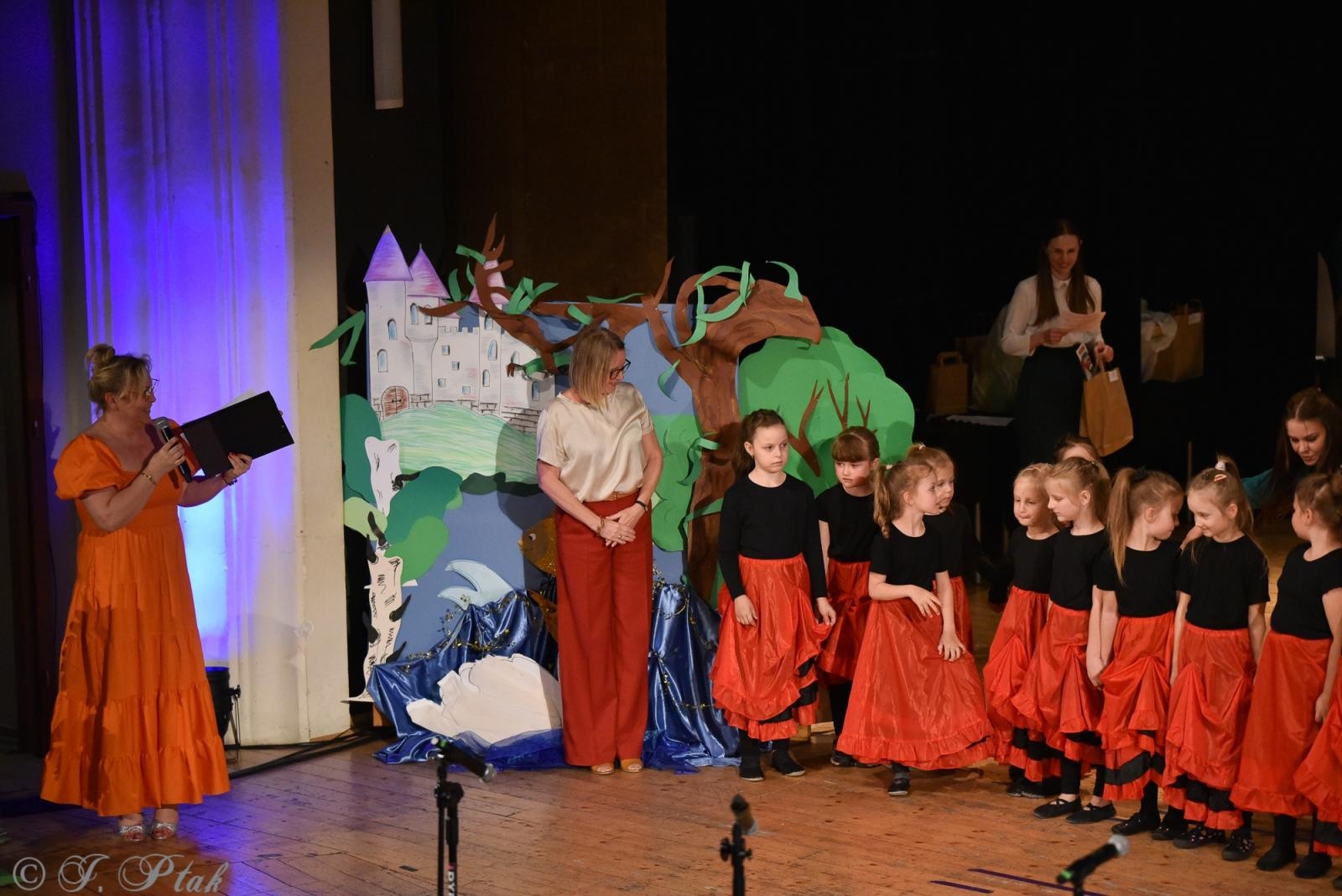 Zdjęcie w galerii na portalu naszraciborz.pl: Gala XIV Mini Festiwalu Przedszkolaków [FOTO i WIDEO] wiadomości z regionu