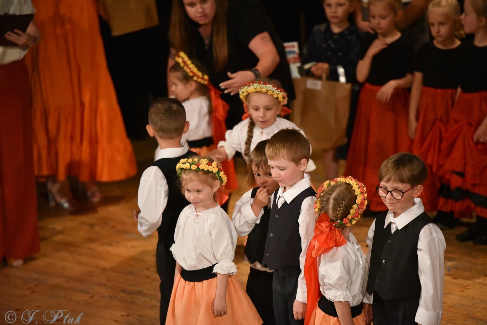 Zdjęcie w galerii na portalu naszraciborz.pl: Gala XIV Mini Festiwalu Przedszkolaków [FOTO i WIDEO] wiadomości z regionu