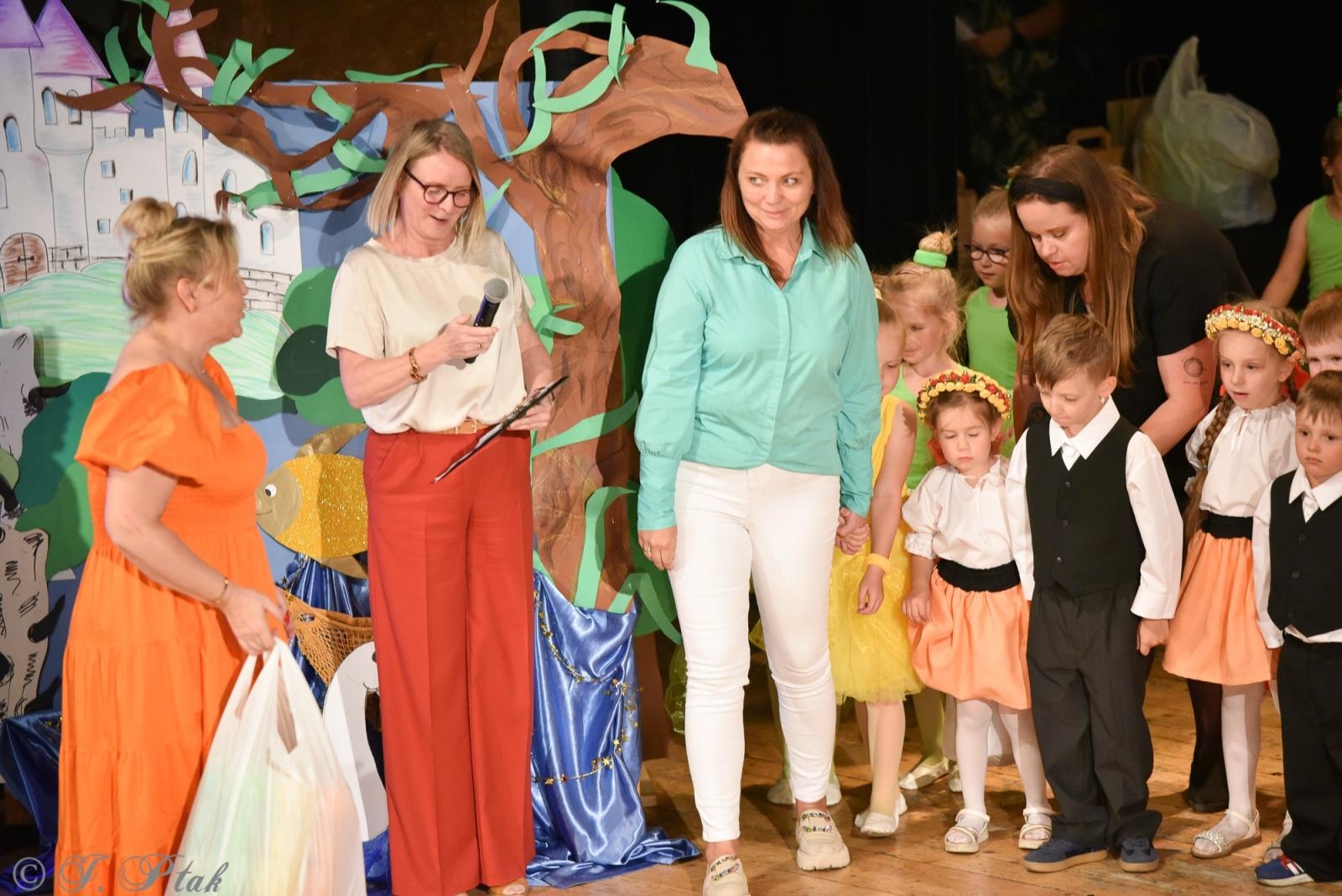 Zdjęcie w galerii na portalu naszraciborz.pl: Gala XIV Mini Festiwalu Przedszkolaków [FOTO i WIDEO] wiadomości z regionu