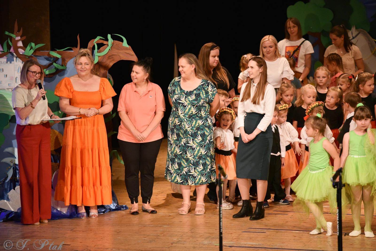 Zdjęcie w galerii na portalu naszraciborz.pl: Gala XIV Mini Festiwalu Przedszkolaków [FOTO i WIDEO] wiadomości z regionu