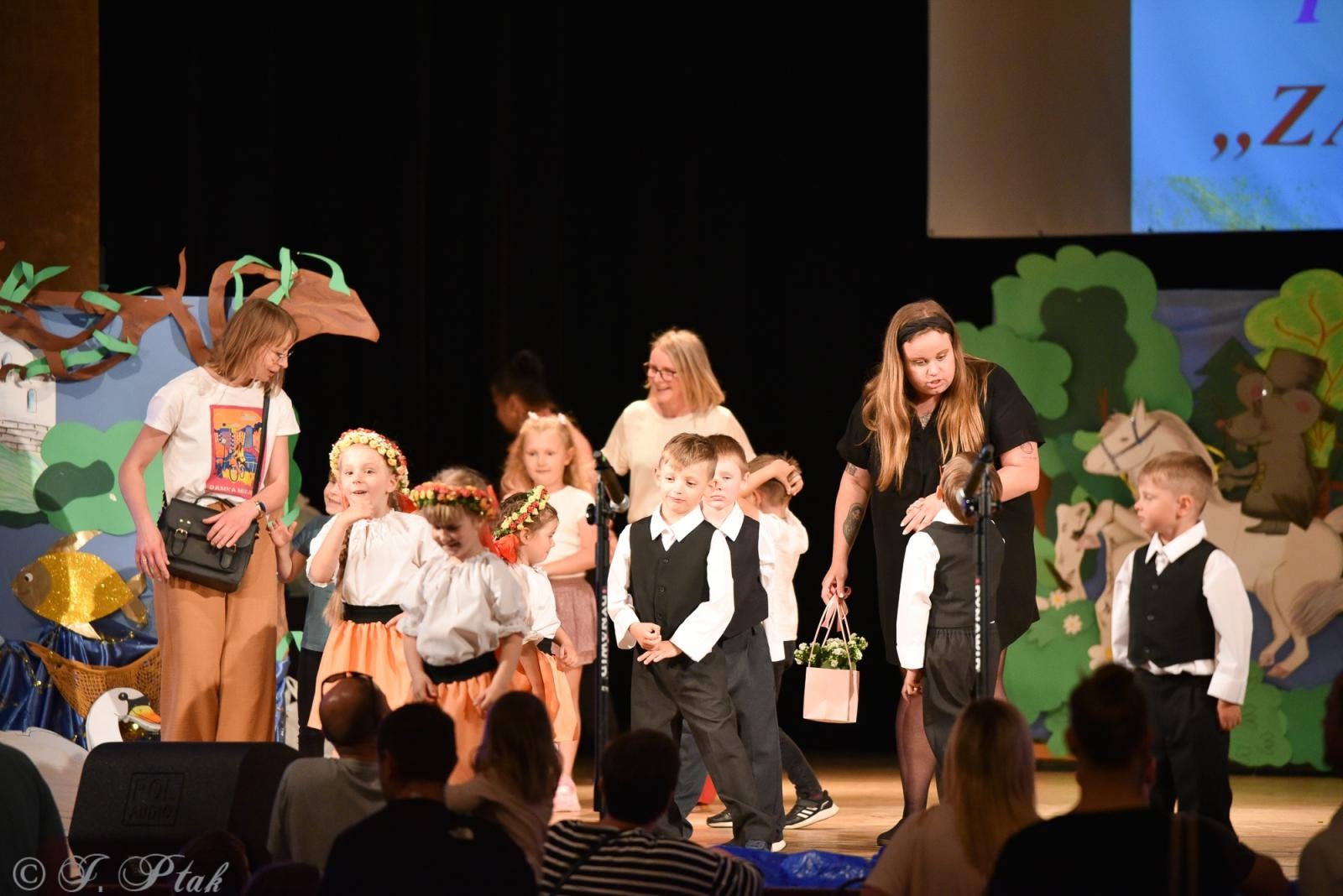 Zdjęcie w galerii na portalu naszraciborz.pl: Gala XIV Mini Festiwalu Przedszkolaków [FOTO i WIDEO] wiadomości z regionu