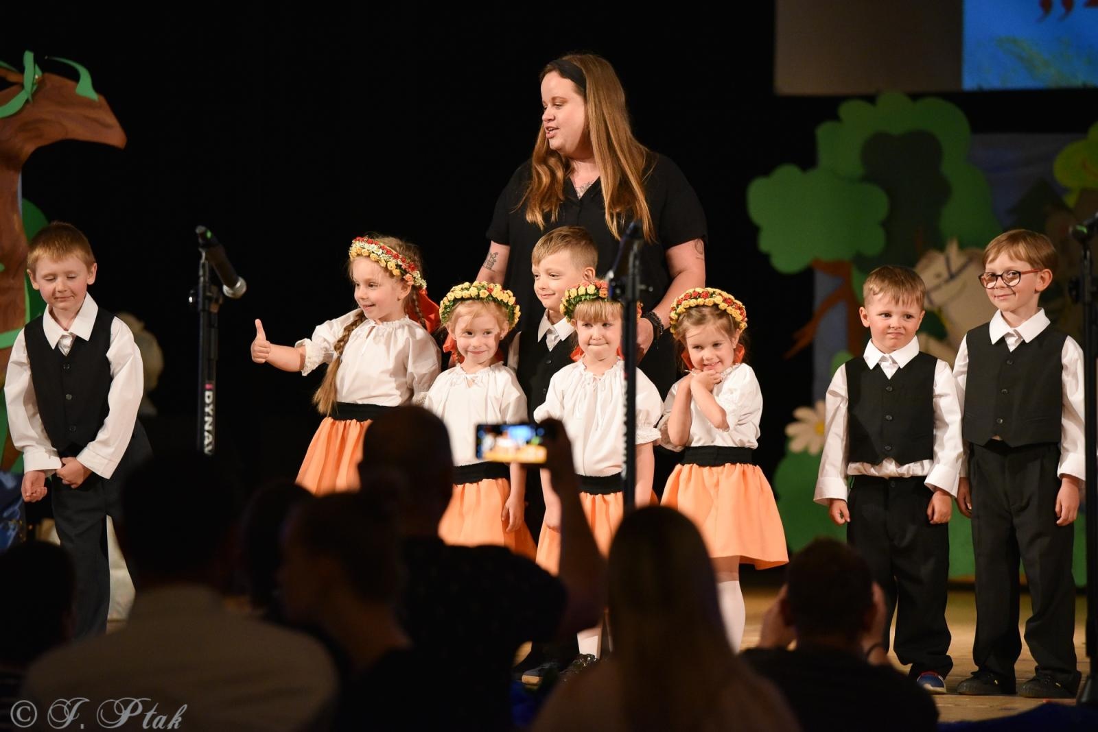 Zdjęcie w galerii na portalu naszraciborz.pl: Gala XIV Mini Festiwalu Przedszkolaków [FOTO i WIDEO] wiadomości z regionu