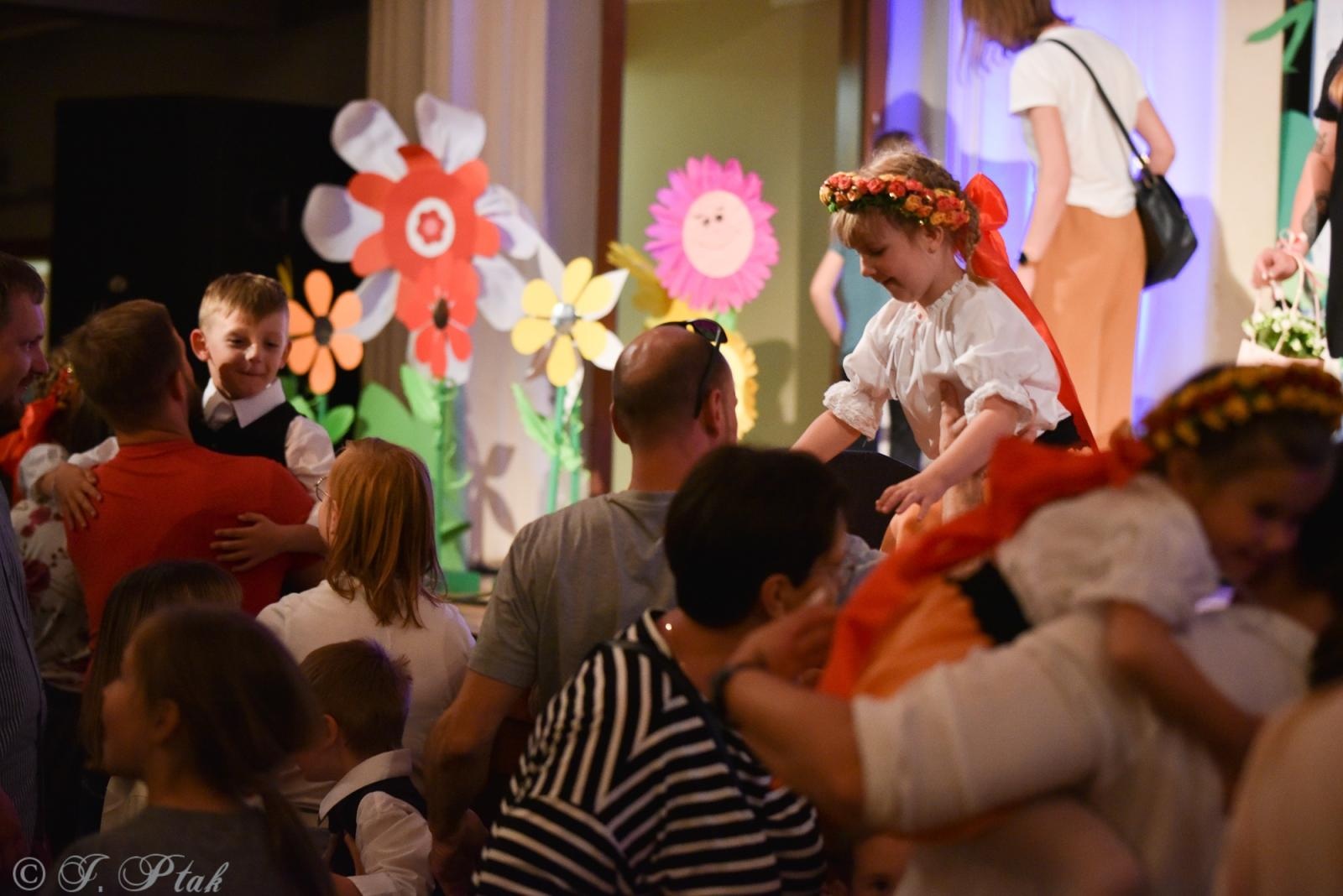 Zdjęcie w galerii na portalu naszraciborz.pl: Gala XIV Mini Festiwalu Przedszkolaków [FOTO i WIDEO] wiadomości z regionu