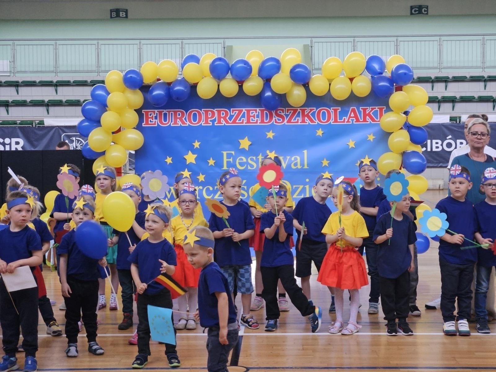 Zdjęcie w galerii na portalu naszraciborz.pl: Festiwal Twórczości Dziecięcej Europrzedszkolaki 2024 [FOTO i WIDEO] wiadomości z regionu