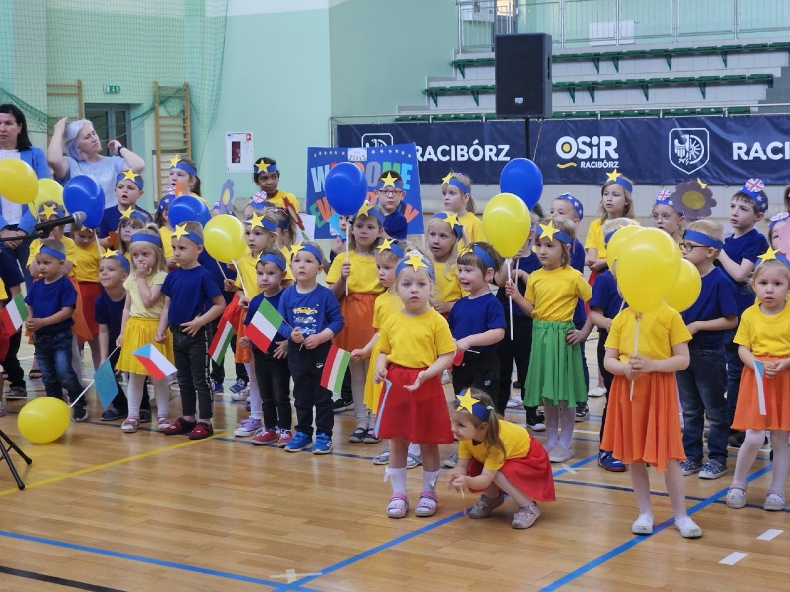 Zdjęcie w galerii na portalu naszraciborz.pl: Festiwal Twórczości Dziecięcej Europrzedszkolaki 2024 [FOTO i WIDEO] wiadomości z regionu