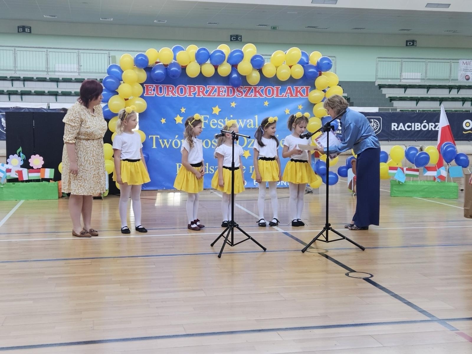 Zdjęcie w galerii na portalu naszraciborz.pl: Festiwal Twórczości Dziecięcej Europrzedszkolaki 2024 [FOTO i WIDEO] wiadomości z regionu