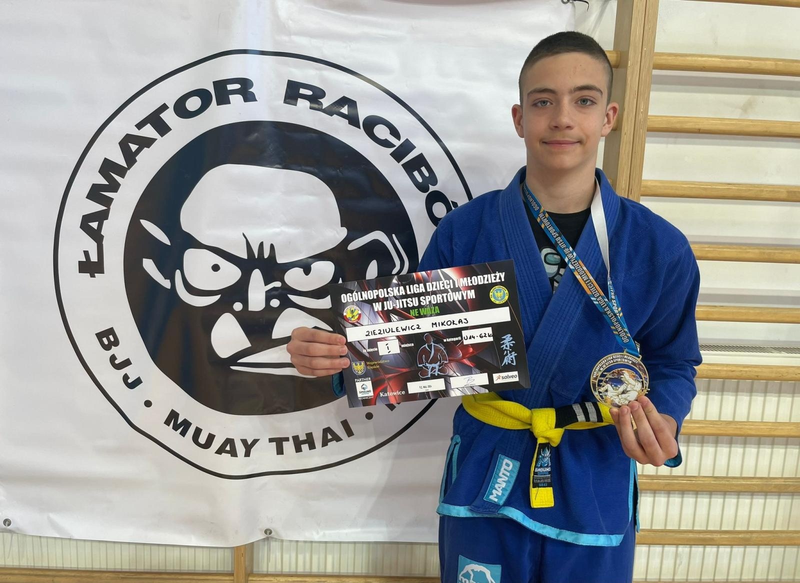 Zdjęcie w galerii na portalu naszraciborz.pl: Łamatorzy z Raciborza na katowickich matach wiadomości z regionu